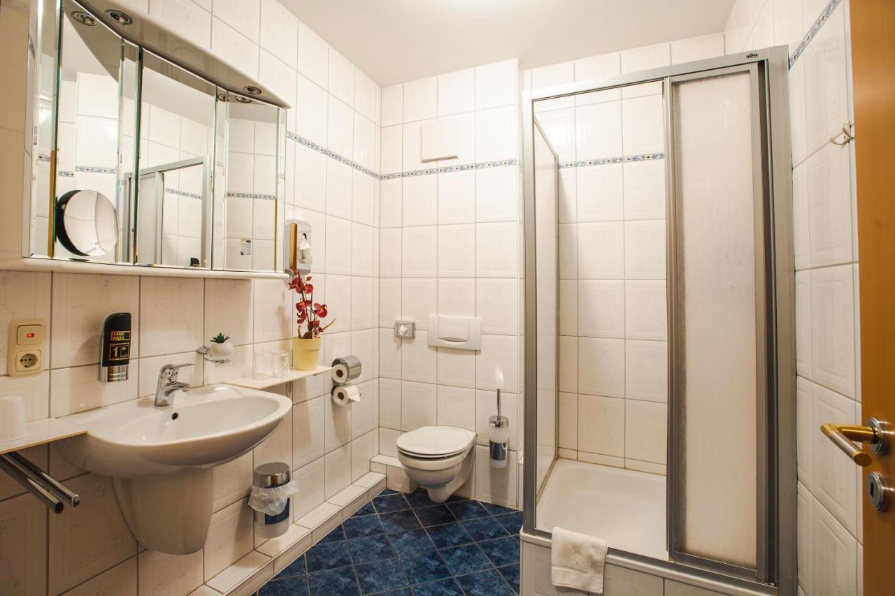 Hotel Altstadt Вассенберг Экстерьер фото