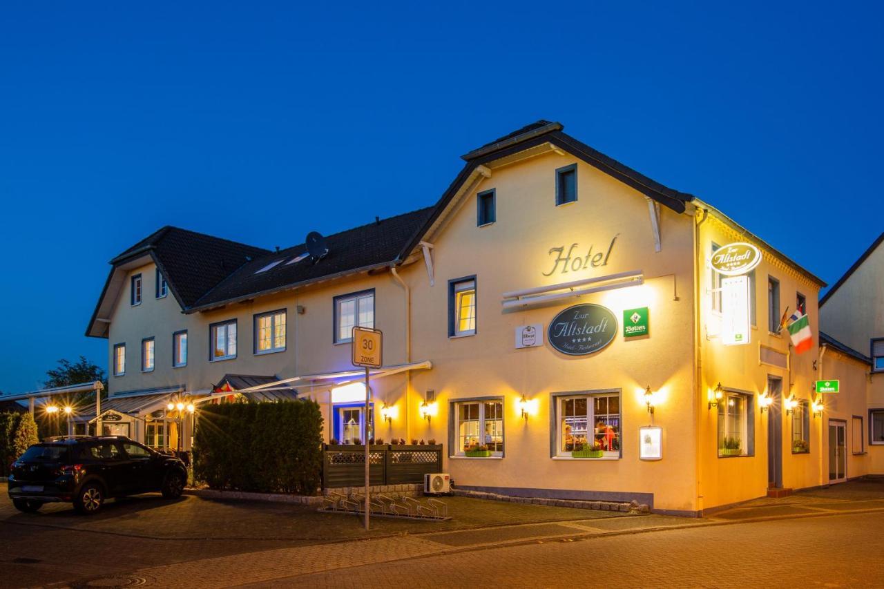 Hotel Altstadt Вассенберг Экстерьер фото