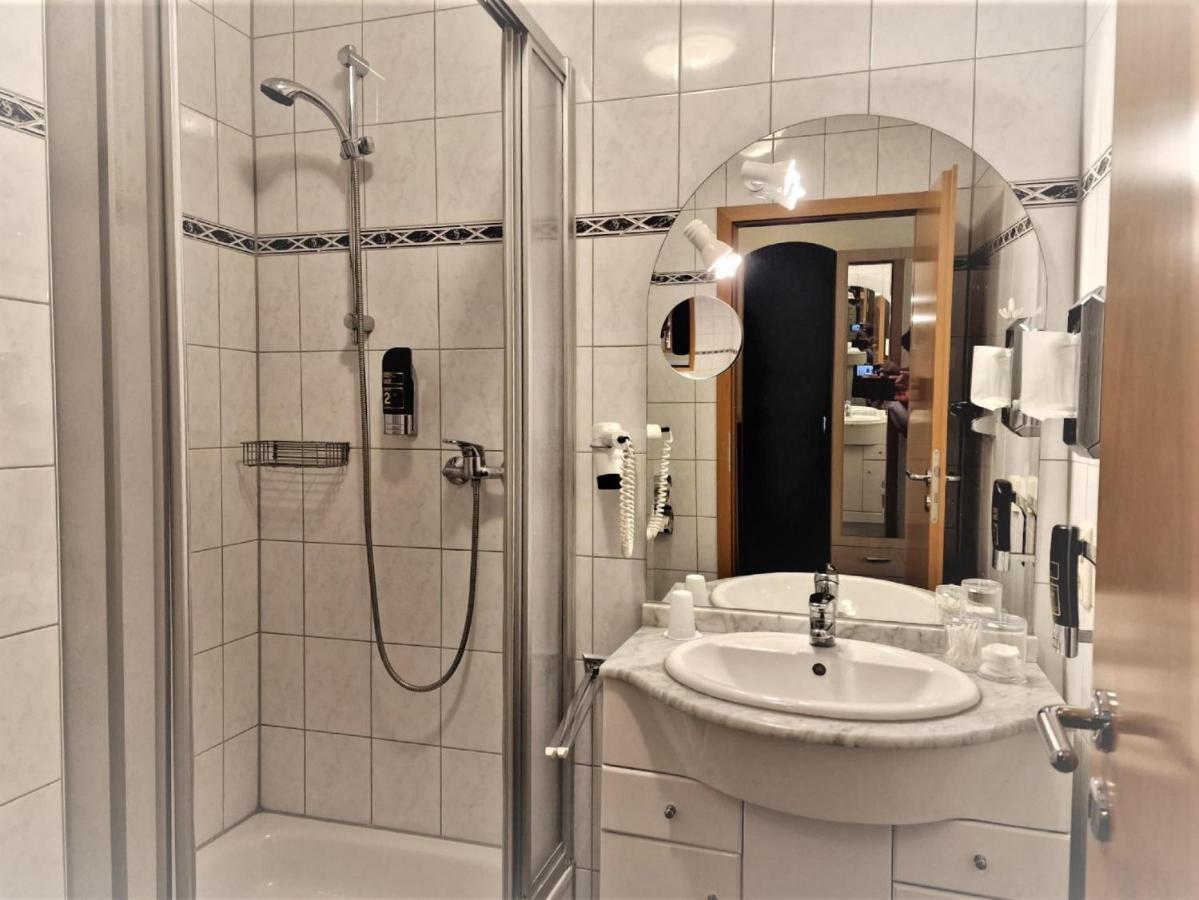 Hotel Altstadt Вассенберг Номер фото